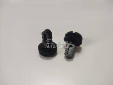 Žabice instrument table za BMW X3