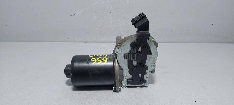 MOTORIC PREDNJEG BRISACA