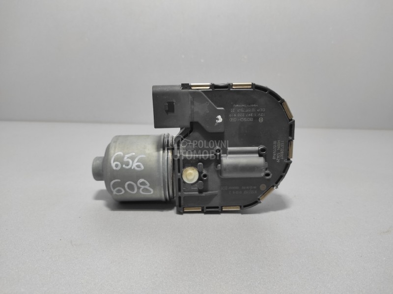 MOTORIC PREDNJEG BRISACA