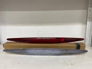 Trece stop svetlo za Honda CR-V od 2012. do 2020. god.