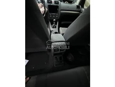 Naslanjac za ruku kompletan za Volkswagen Golf 5, Golf 6 od 2004. do 2012. god.