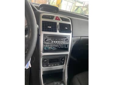 Komande, prekidači i tasteri za Peugeot 307