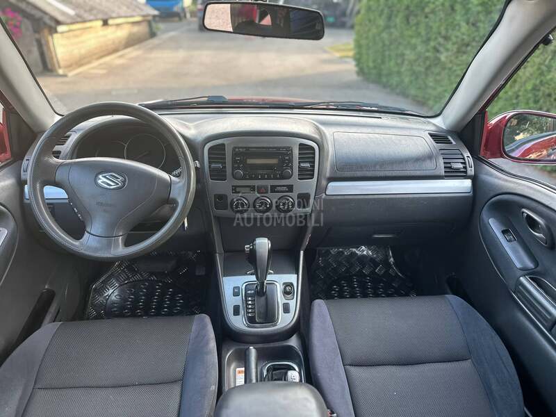 Suzuki Grand Vitara 2.0 b