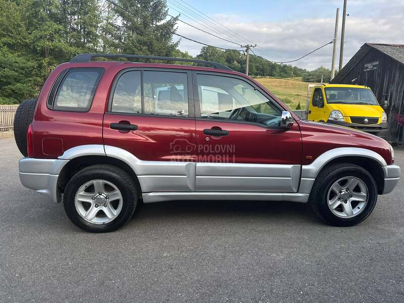 Suzuki Grand Vitara 2.0 b