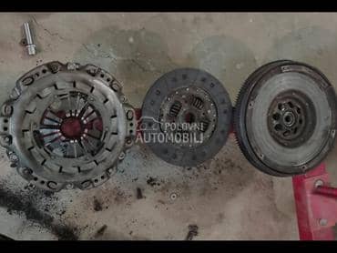 Mercedes vito plivajucizamajac