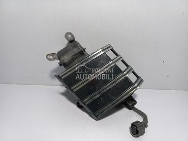 POKLOPAC REZERVOARA za Škoda Superb