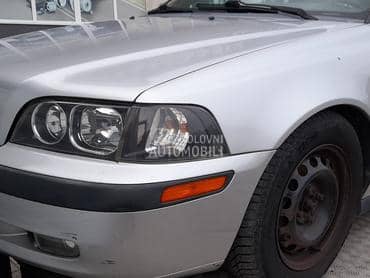 farovi za Volvo V40 od 2000. do 2004. god.