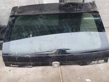 Gepek vrata x5 e53 za BMW X5 od 2001. do 2006. god.