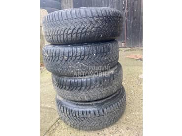 Kumho 195/65 R15 Zimska