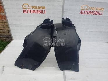 PODKRIL0 DESNO za Alfa Romeo 147