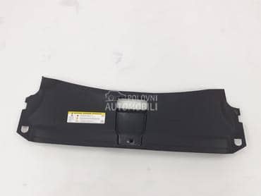 Poklopac hladnjaka za Audi Q3