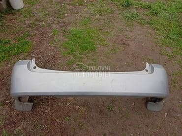 Branik za Mazda Premacy od 1999. do 2005. god.