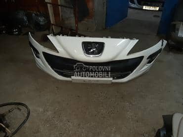 Prednji branik za Peugeot 308