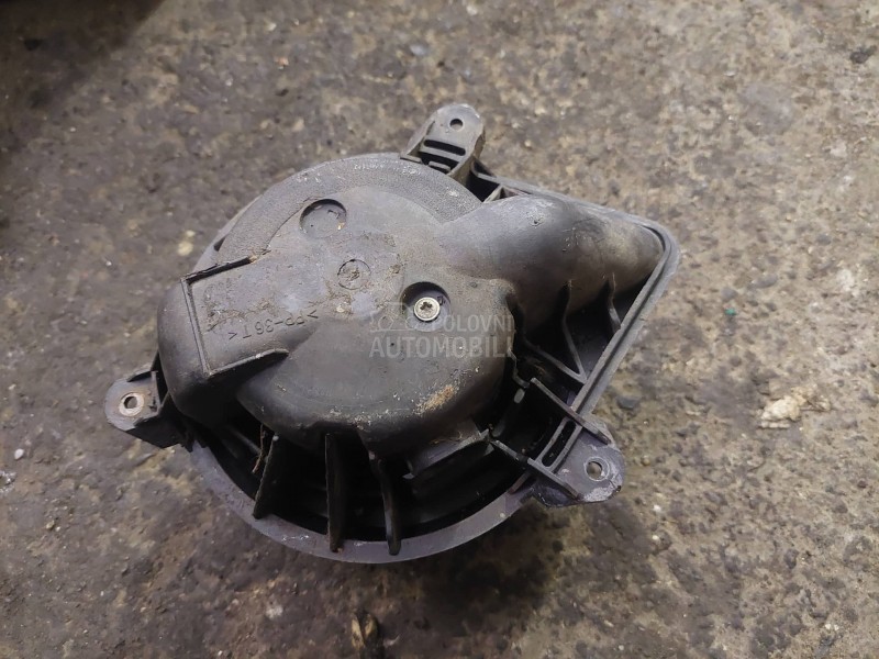 ventilator kabine megane 1