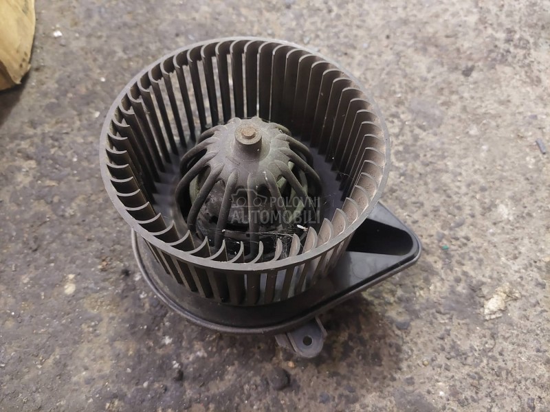 ventilator kabine megane 1