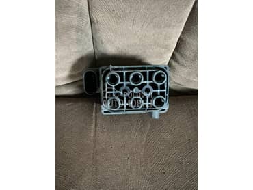 Hidro blok za vazdusno vesanje za Audi A6, A7, A8 ... od 2006. do 2014. god.