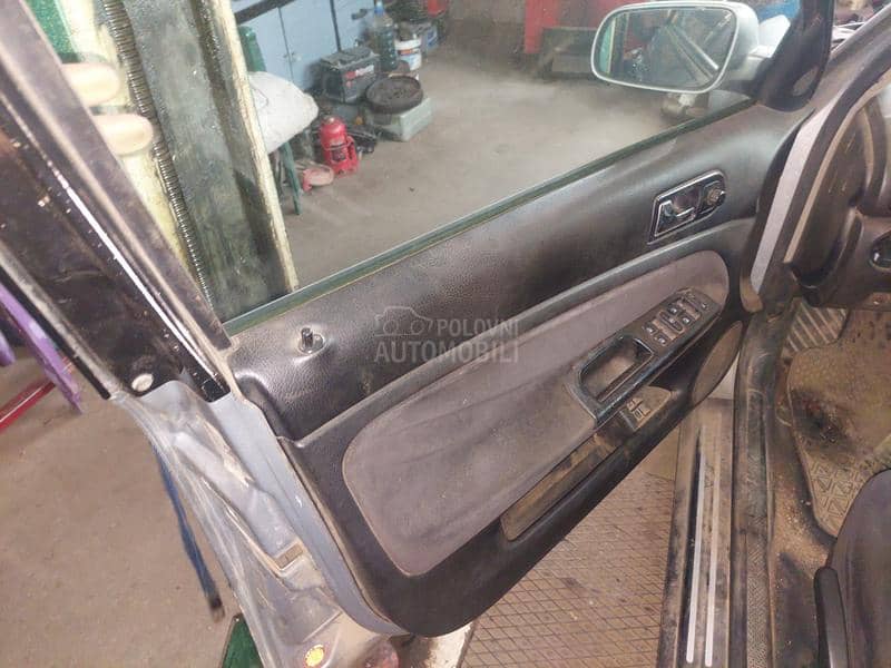 Delovi za Volkswagen Passat B5.5