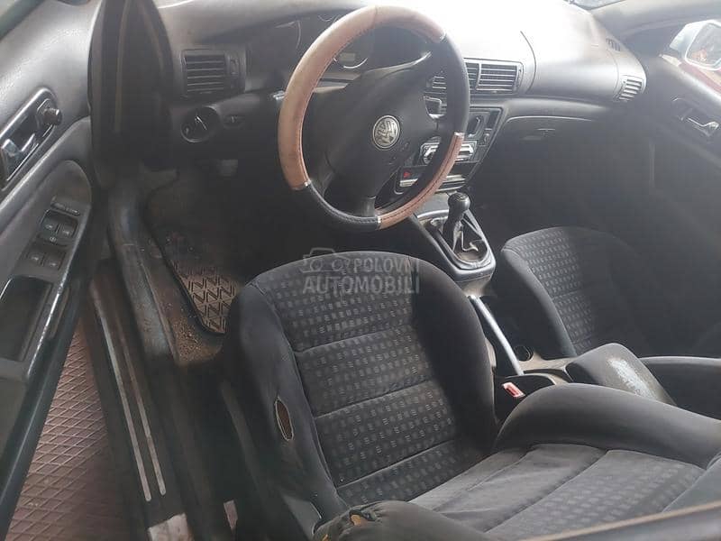 Delovi za Volkswagen Passat B5.5