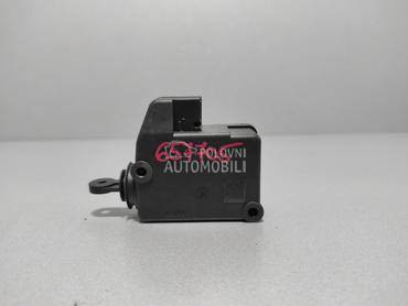 MOTORIC POKLOPCA REZERVOARA za Volvo S40