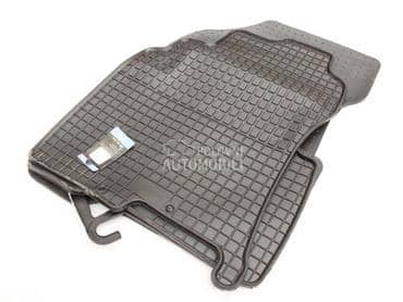 Petex gumene patosnice za Nissan X-Trail od 2001. do 2007. god.