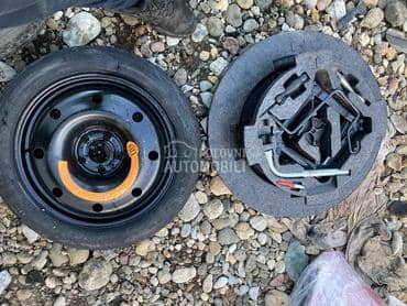 rezervni tocak i alat za Alfa Romeo 159