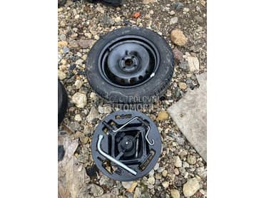 nov rezervni tocak, alat za Fiat Grande Punto