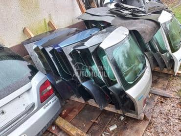 gepek vrata za Fiat Stilo