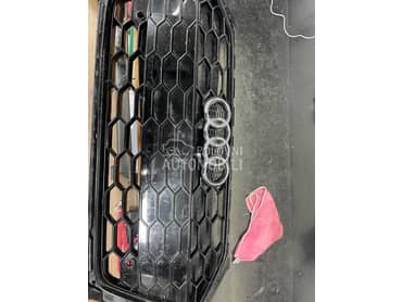 maska branika s-line za Audi A4 od 2016. do 2020. god.