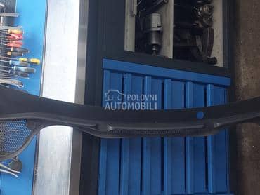 plastika ispod soferke za Volkswagen Polo