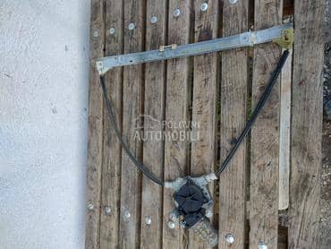 Podizac stakala za Renault Clio