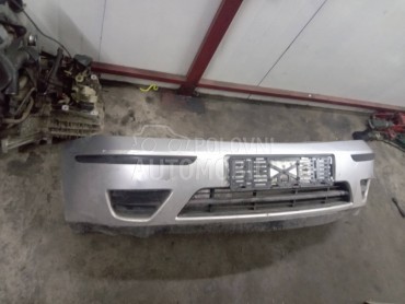 Prednji branik za Ford Focus od 2002. do 2004. god.