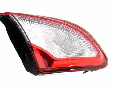 Stop Lampa Unutrasnja za Nissan Qashqai od 2010. do 2013. god.