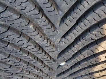 Michelin 215/55 R16 Zimska
