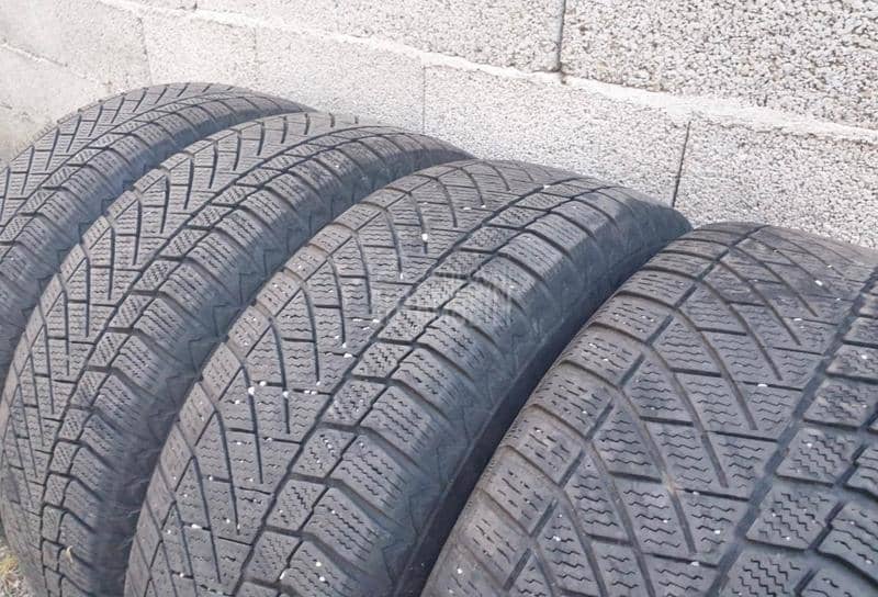 Continental 215/65 R16 Sve sezone