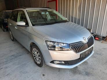 Škoda Fabia -  kompletan auto u delovima