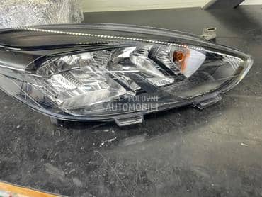 desni far za Ford Fiesta od 2016. do 2020. god.