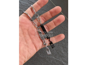 Privezak AMG metal NOVO za Mercedes Benz Ostalo