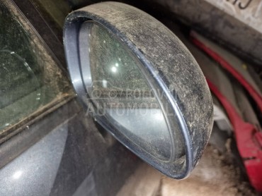 desni retrovizor za Citroen C4