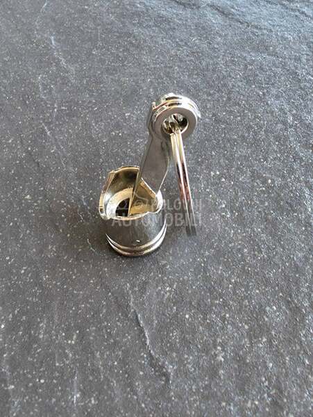 Privezak klip piston NOVO