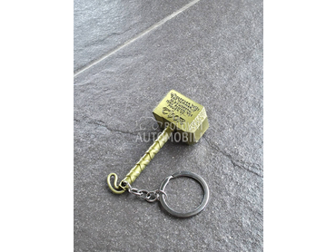 Privezak za kljuc thorov cekic  