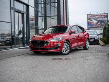 Ford Focus Titanium mHybrid M6