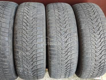 Kumho 225/60 R17 Zimska