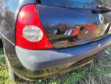 Clio 2 zadnji branik crni za Renault Clio od 2002. do 2006. god.