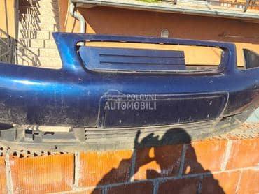 Prednji branik 8l za Audi A3