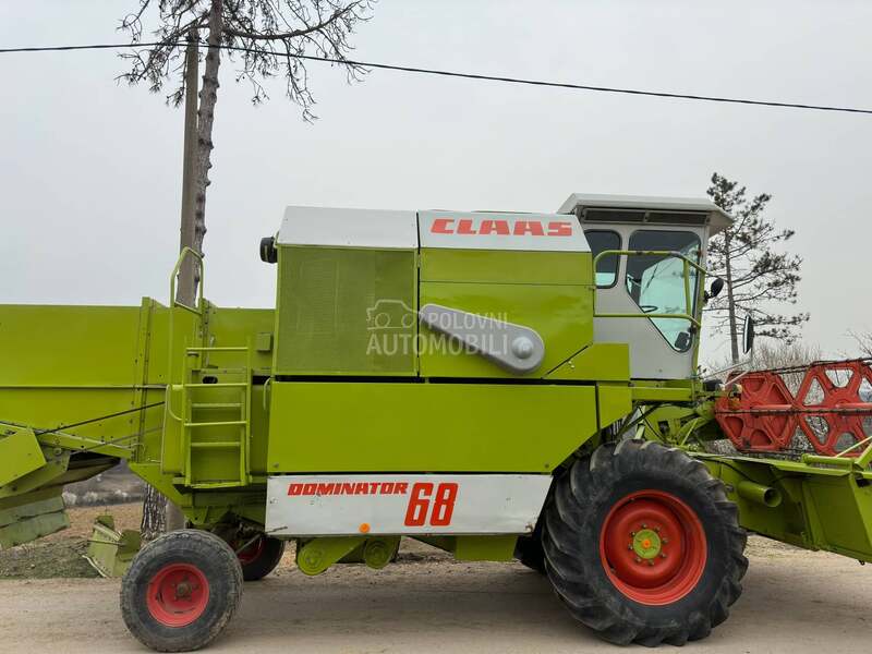 Claas Dominator 68
