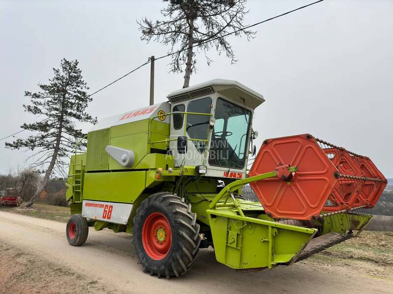 Claas Dominator 68