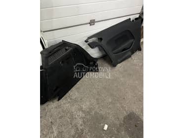 Tapacir u gepeku za Audi A3 od 2012. do 2019. god.