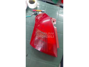 Stop svetlo za Suzuki Swift od 2004. do 2009. god.