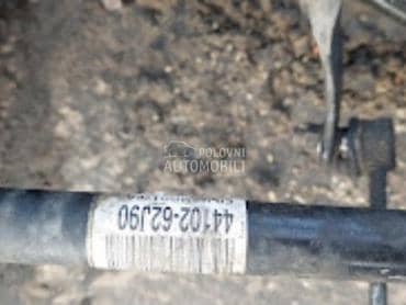 Zglob,poluosovina za Suzuki SX4