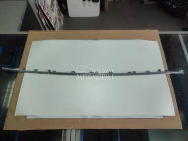 Lajsna rešetke prednjeg branik za Volkswagen Golf 7 od 2013. do 2017. god.